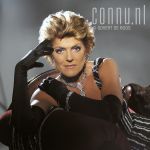 28-04-2004 Simone Kleinsma at studio Amsterdam Photo: Govert de Roos/Connu